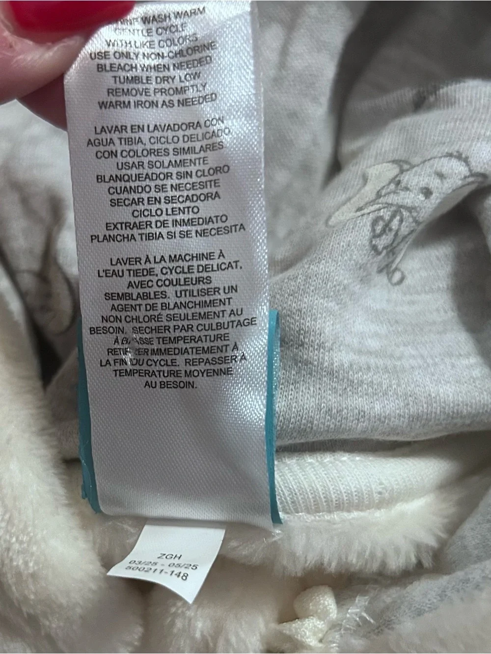 Disney Soft Cream Baby One-Piece Hooded Romper Dumbo Appliqué. Size 6/9M NWT - Picture 10 of 10